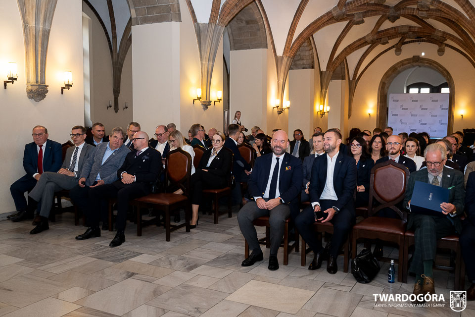 51 samorządów chce Metropolii Wrocławskiej 51 samorządów chce Metropolii Wrocławskiej